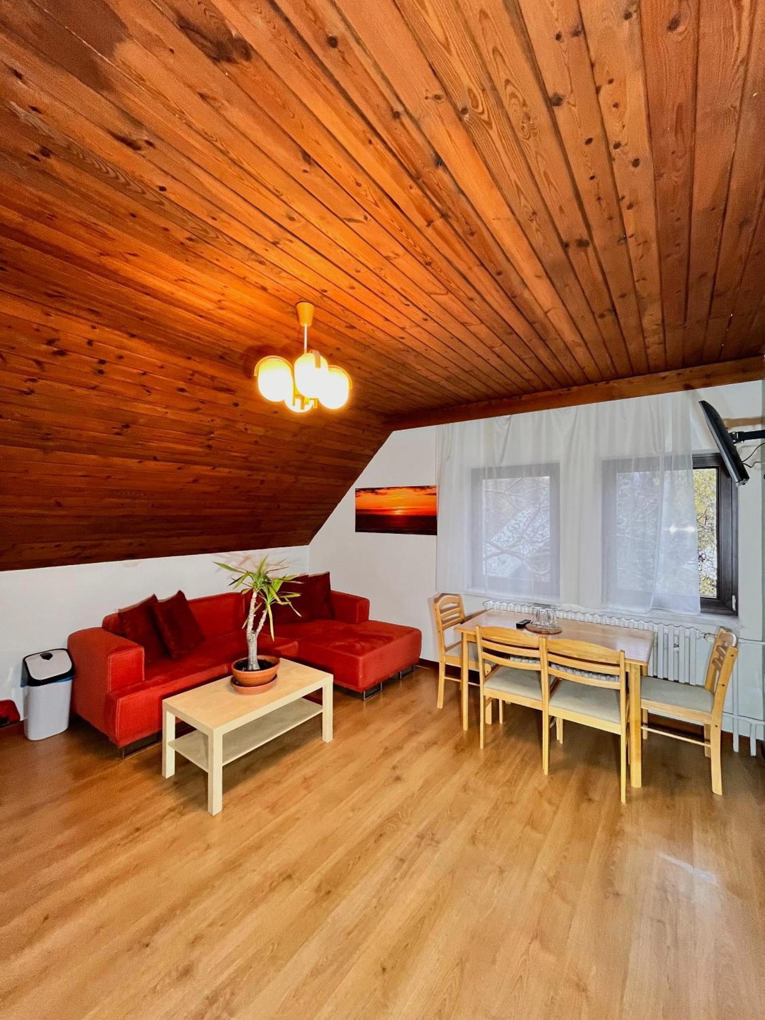 Vila Morava Hotel Liptovsky Mikulas Bagian luar foto