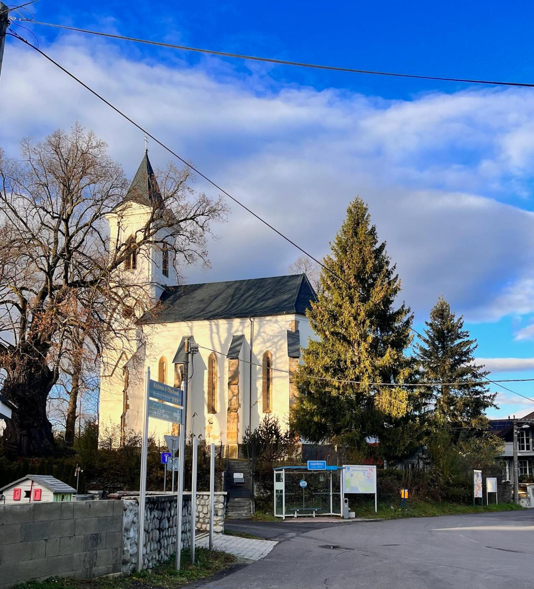 Vila Morava Hotel Liptovsky Mikulas Bagian luar foto